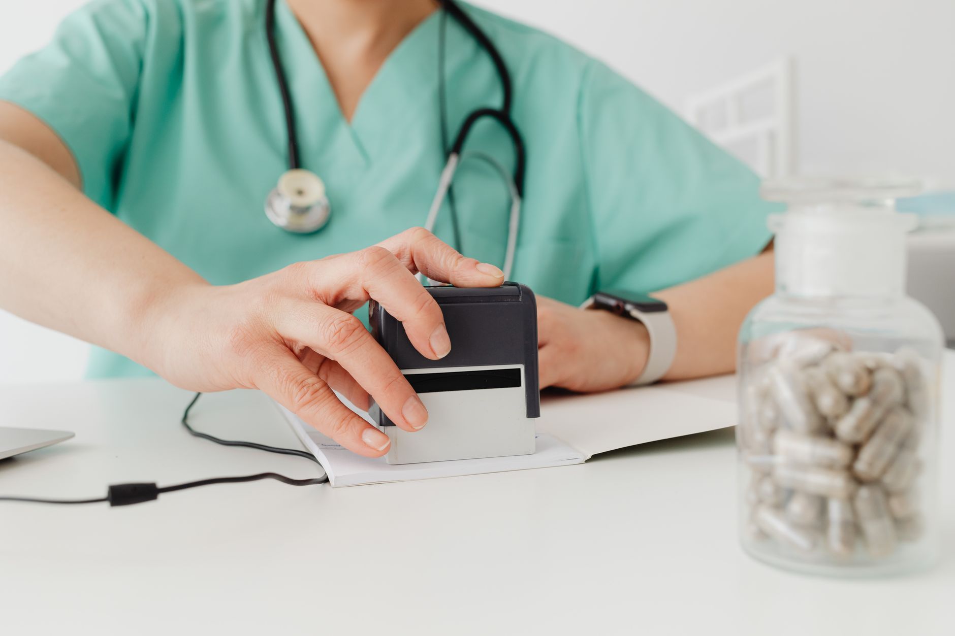 reduce days in accounts receivable — Physician practice billing team calculating days in AR to hit the 35-day accounts receivable benchmark